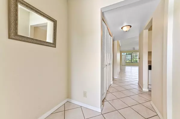 Delray Beach, FL 33445,2860 SW 22nd AVE 4170
