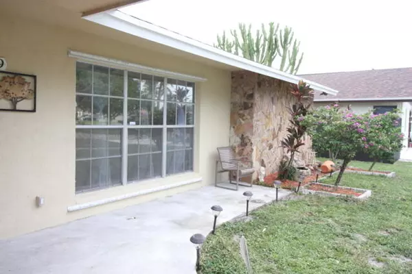 Lake Worth, FL 33463,5199 E Woodstone CIR