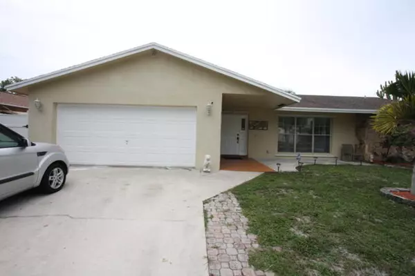 Lake Worth, FL 33463,5199 E Woodstone CIR
