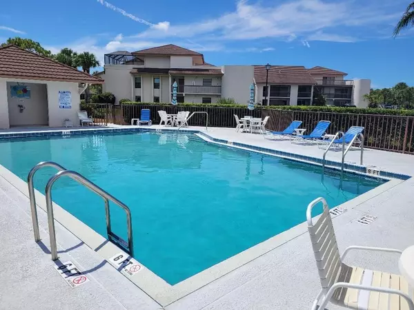 Fort Pierce, FL 34951,3200 Twin Lakes TER 103