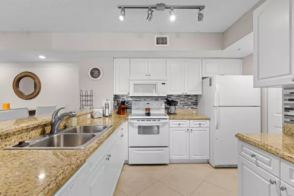 Tequesta, FL 33469,272 Village BLVD 7109
