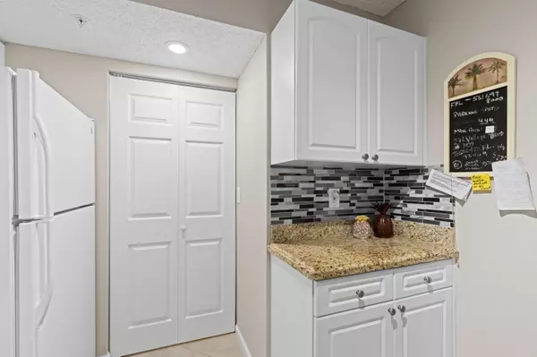 Tequesta, FL 33469,272 Village BLVD 7109