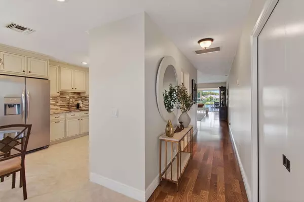 Delray Beach, FL 33445,1320 NW 20th AVE 202