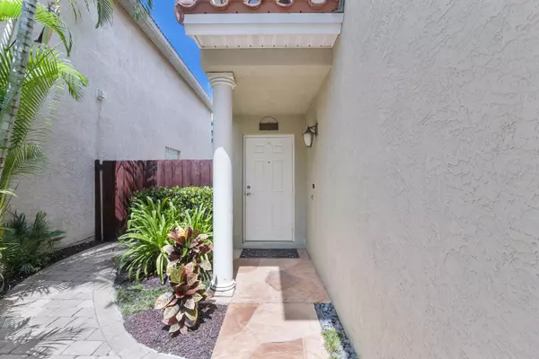 Boynton Beach, FL 33436,8677 Binghamton AVE