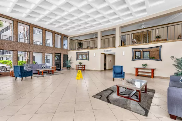 Boca Raton, FL 33428,9235 SW 8th ST 405