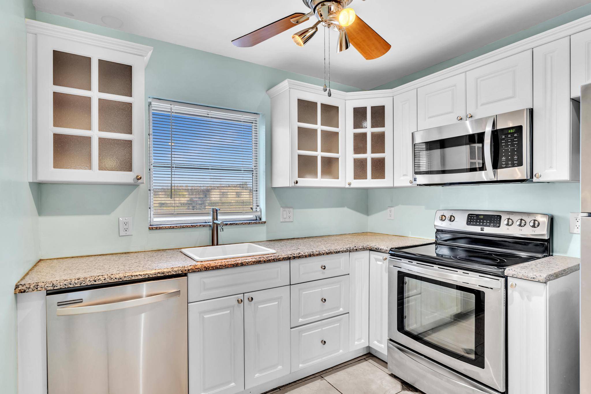 West Palm Beach, FL 33415,2765 W Ashley DR C