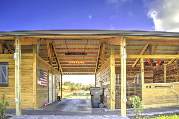 Wellington, FL 33470,16754 Norris RD Stalls