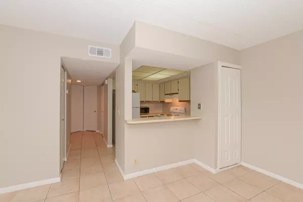 Port Saint Lucie, FL 34952,1540 SE Royal Green 103 CIR 103