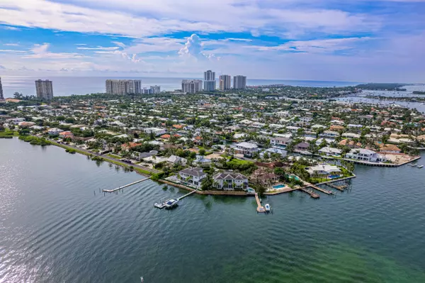 Singer Island, FL 33404,1050 Gulfstream WAY