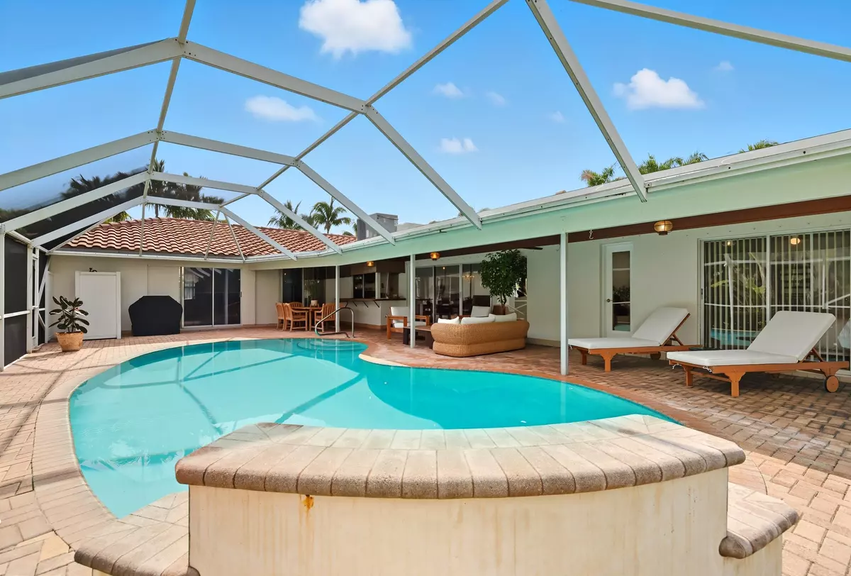 Singer Island, FL 33404,1050 Gulfstream WAY