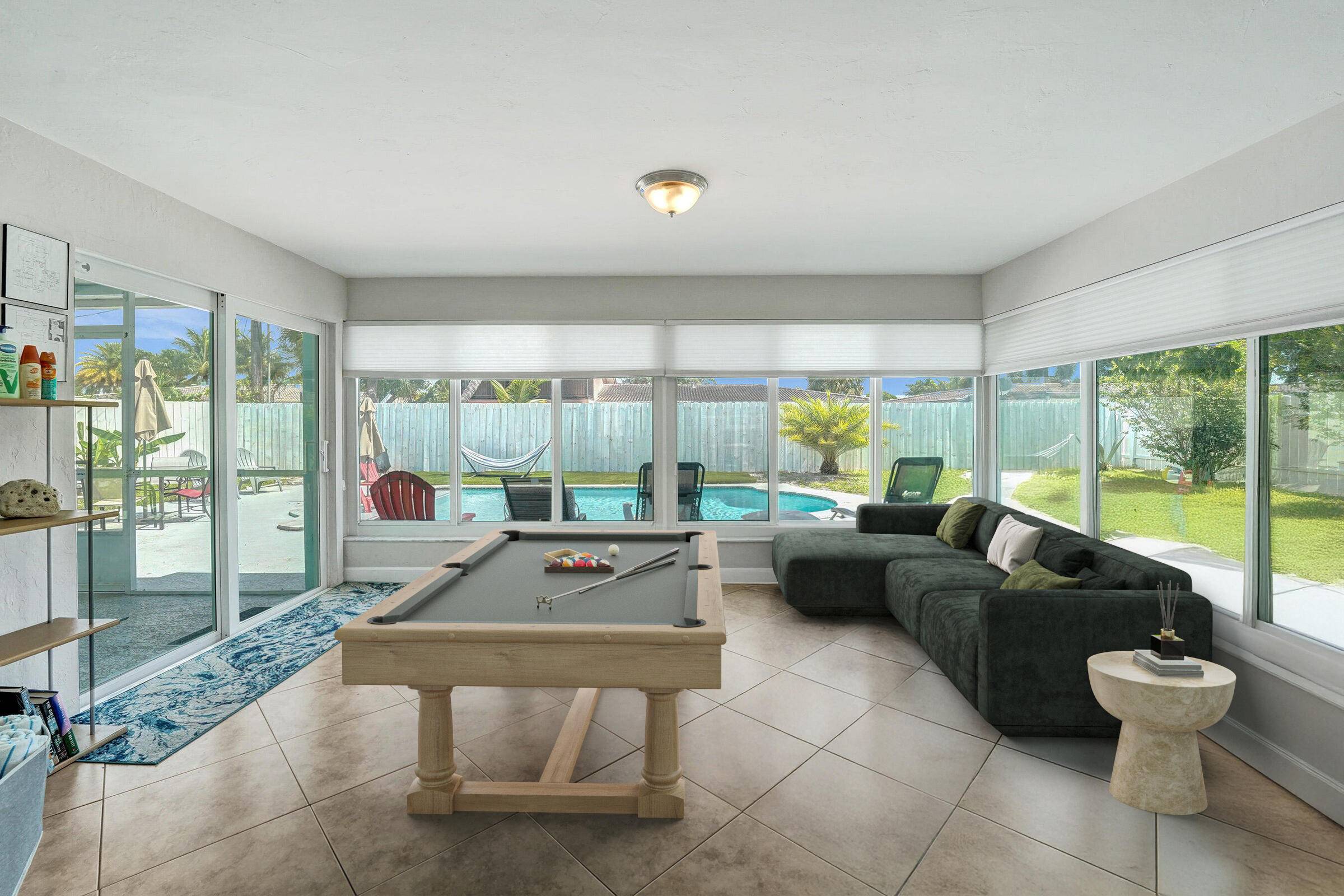 Pompano Beach, FL 33060,571 SE 14th ST