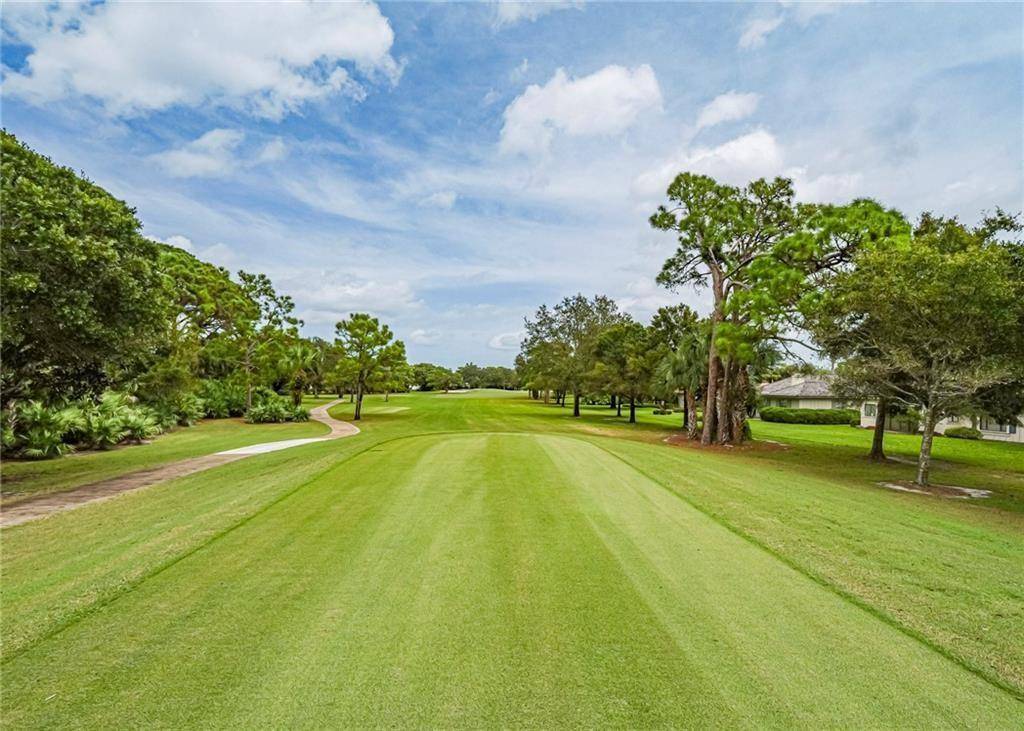 Vero Beach, FL 32967,102 Prestwick CIR