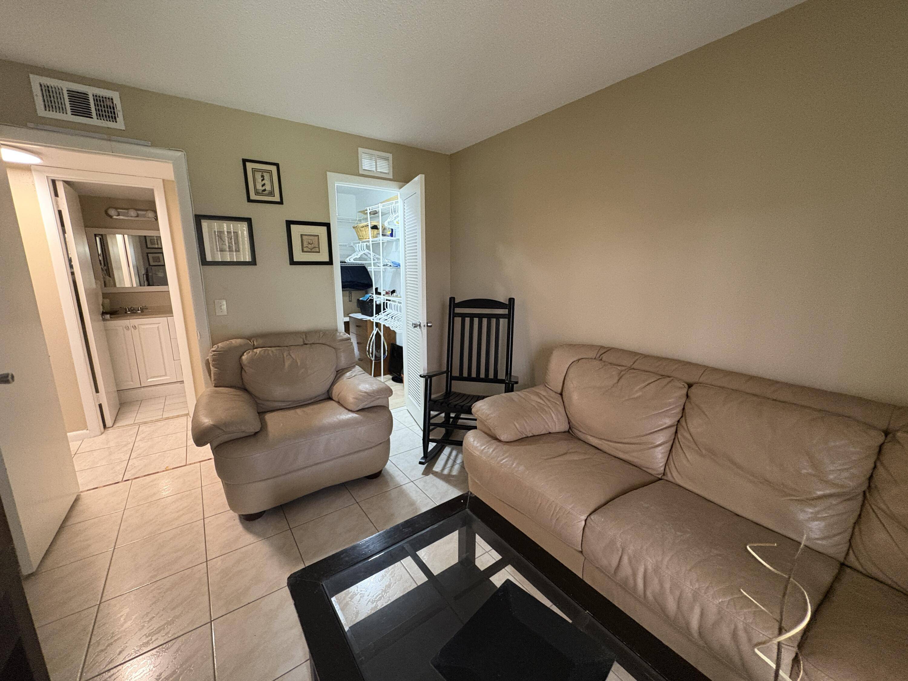 West Palm Beach, FL 33417,64 Canterbury C