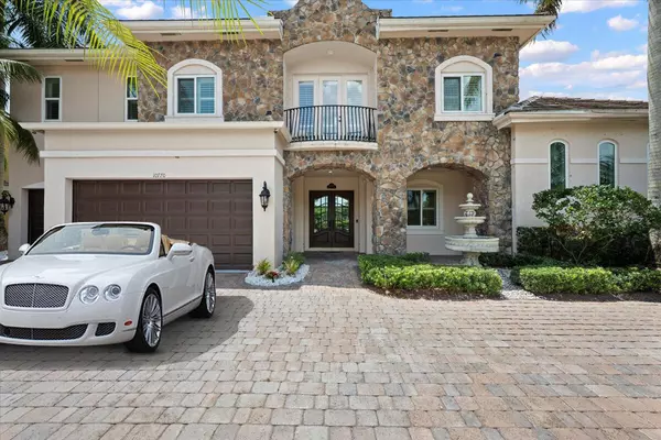 Wellington, FL 33449,10770 Versailles BLVD