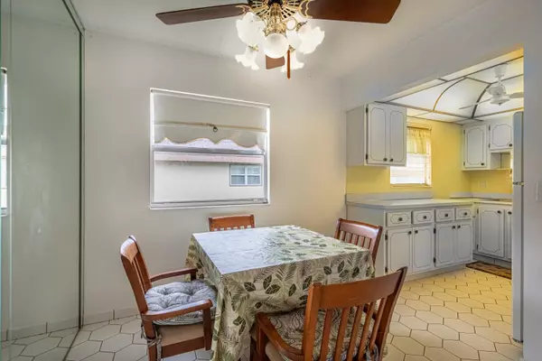 Delray Beach, FL 33446,141 Saxony  Blk C TER 141