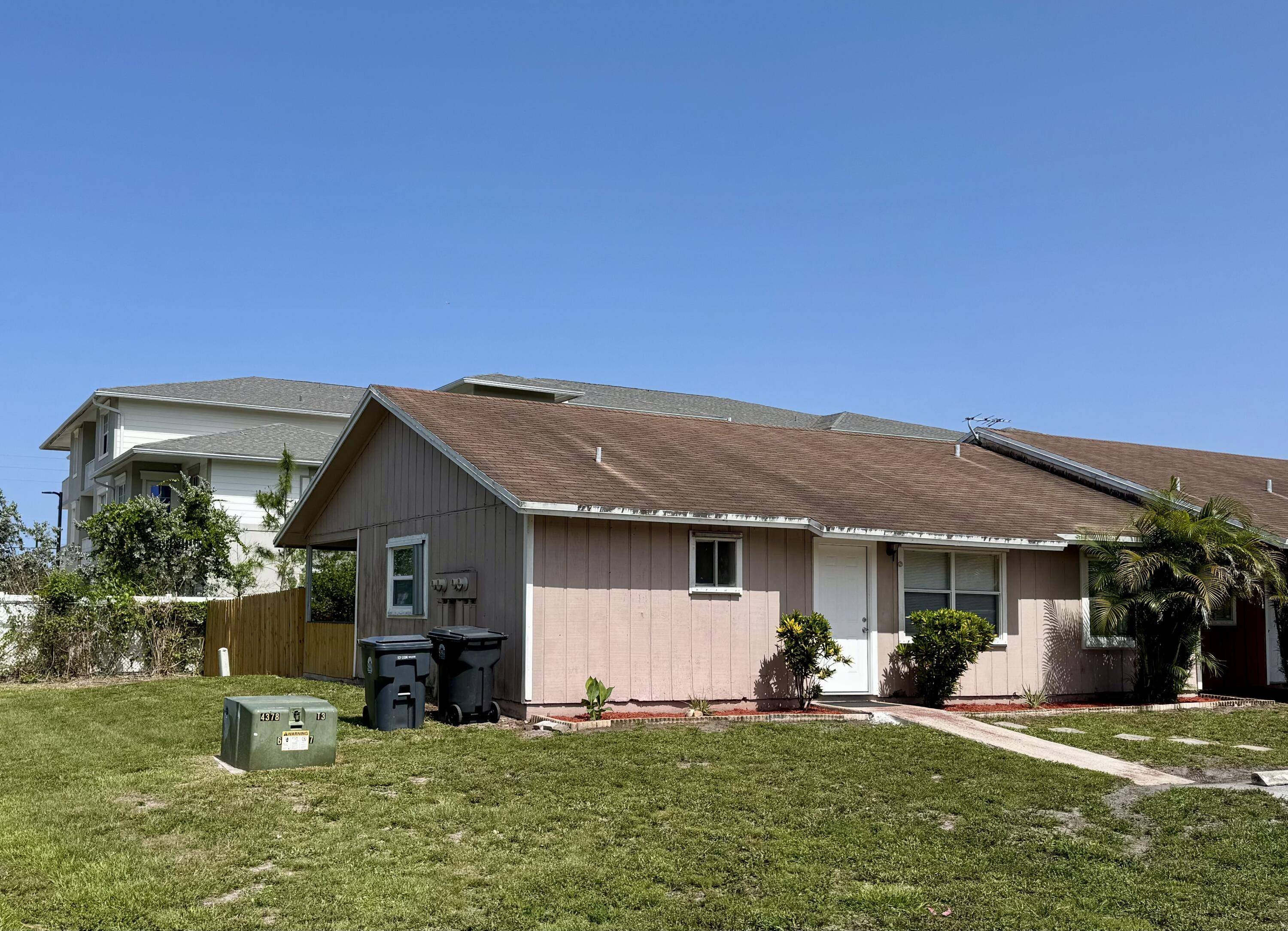 2158 Pretty LN 1, West Palm Beach, FL 33415