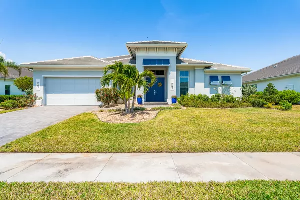 9266 Orchid Cove CIR, Vero Beach, FL 32963