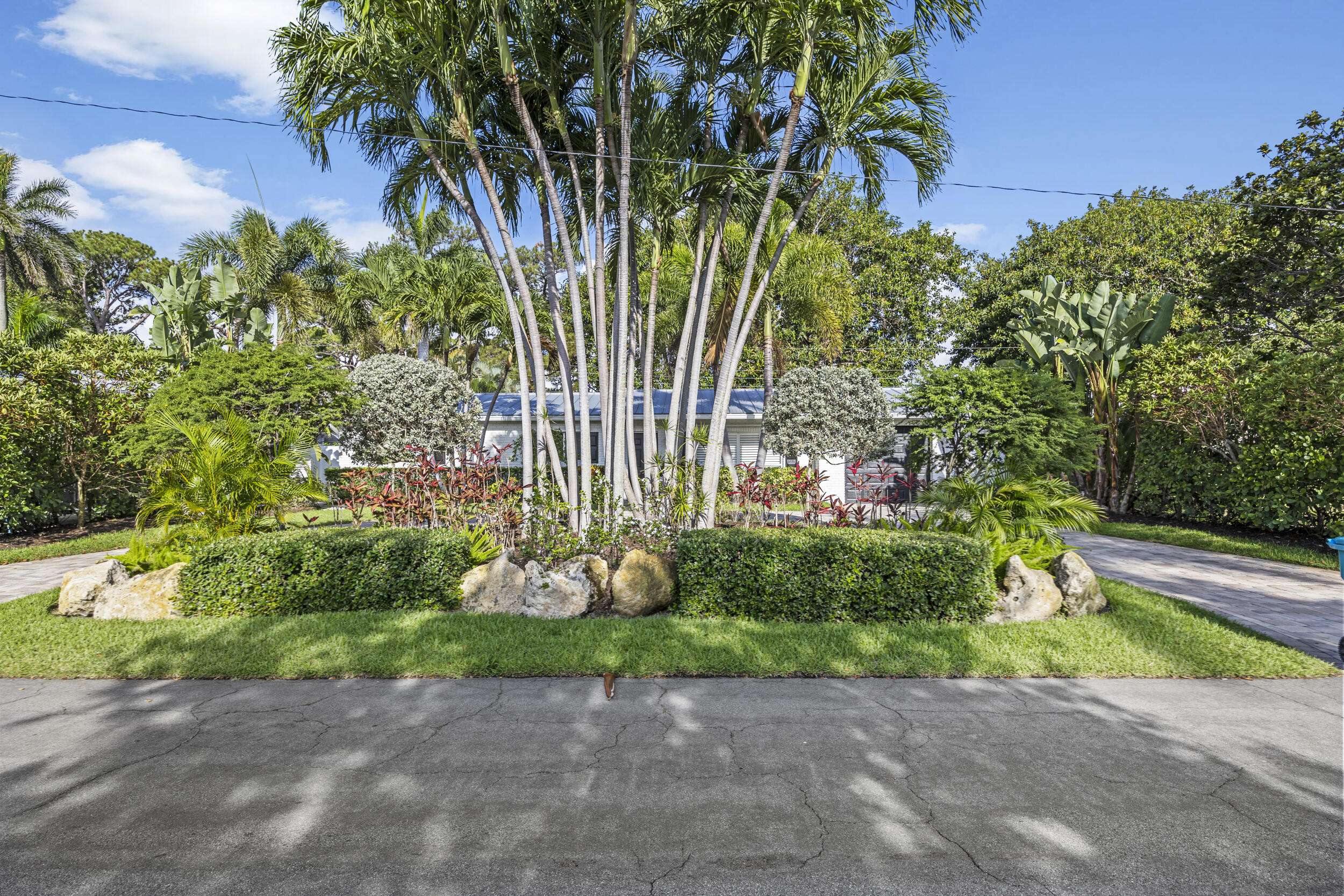 Boynton Beach, FL 33435,2639 SW 8th ST