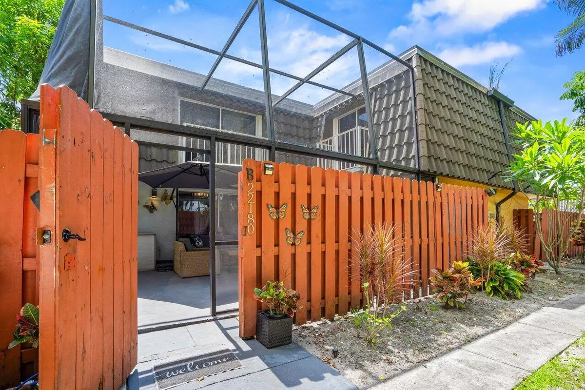 Boca Raton, FL 33428,22180 Boca Rancho DR B