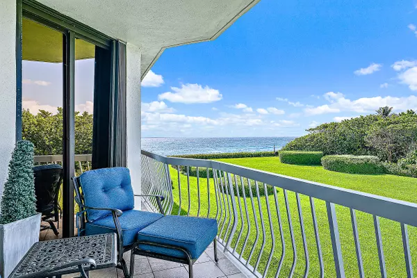 Palm Beach, FL 33480,2100 S S Ocean BLVD 206