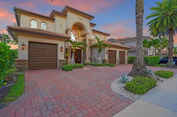 718 Edgebrook LN, West Palm Beach, FL 33411