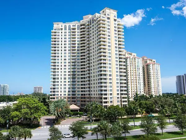 19501 W Country Club DR 1105, Aventura, FL 33180