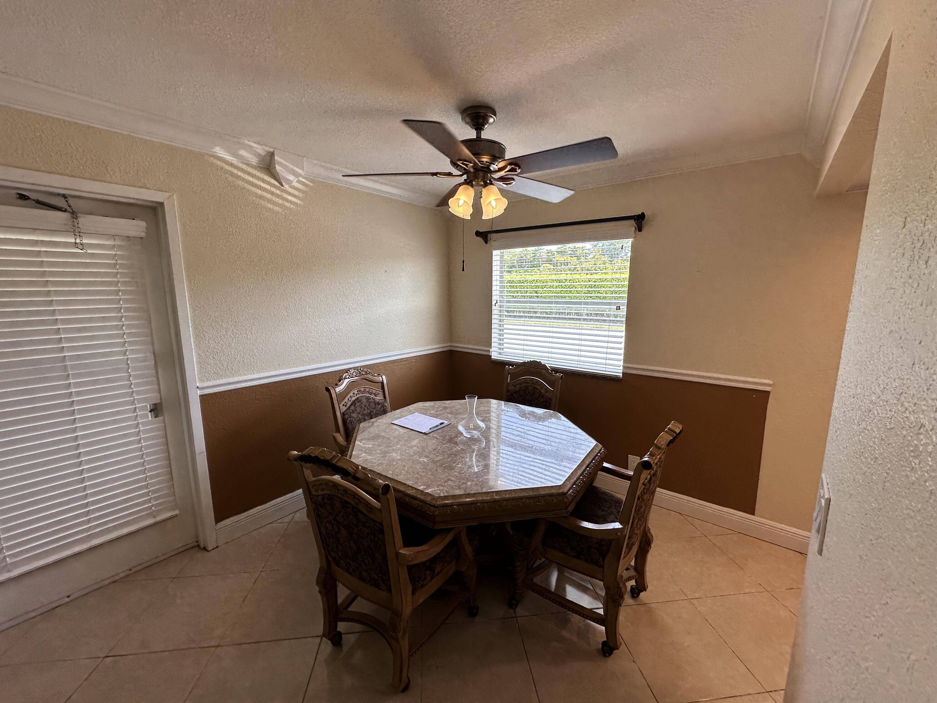 Delray Beach, FL 33446,433 Saxony J WAY