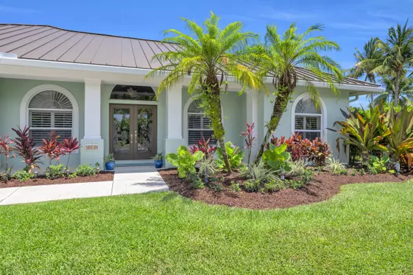 Hobe Sound, FL 33455,8020 SE Waterway DR