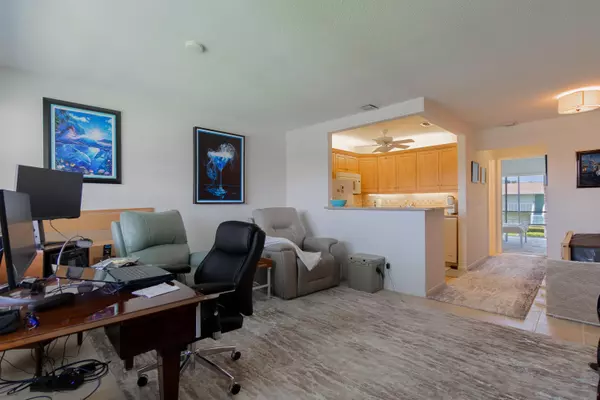 740 W Horizons 207,  Boynton Beach,  FL 33435