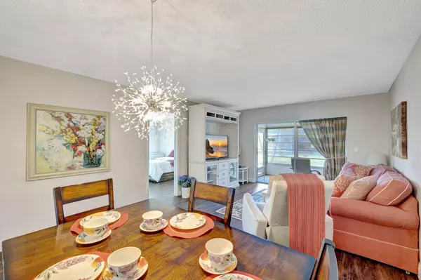 Lauderdale Lakes, FL 33313,2901 NW 46th AVE 101