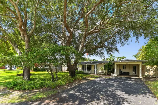 Oakland Park, FL 33334,4311 NE 16th AVE
