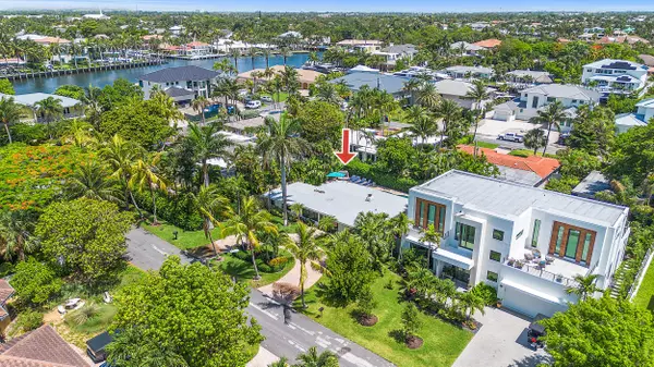 3203 Robbins RD, Pompano Beach, FL 33062