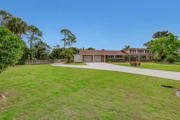 Haverhill, FL 33415,852 Palo Verde CT