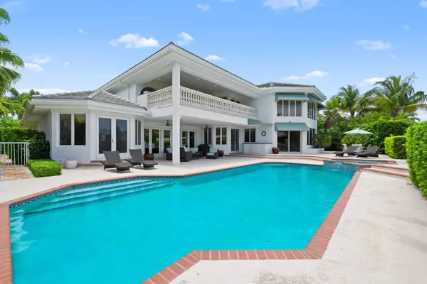 Boca Raton, FL 33432,396 E Coconut Palm RD