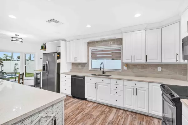 Riviera Beach, FL 33407,108 E Timber RUN