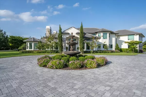 Wellington, FL 33414,15945 Weatherly RD