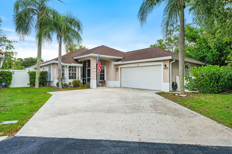 13277 Opal LN, Wellington, FL 33414