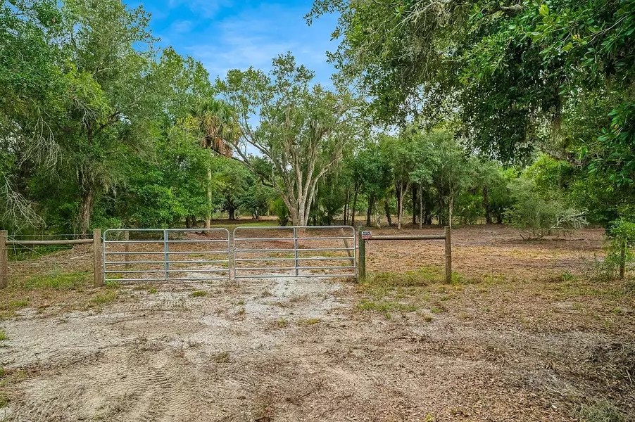 20168 NW 294th ST, Okeechobee, FL 34972