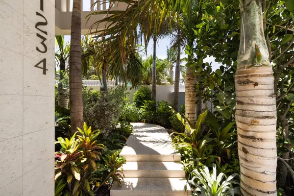 Delray Beach, FL 33483,1234 George Bush BLVD