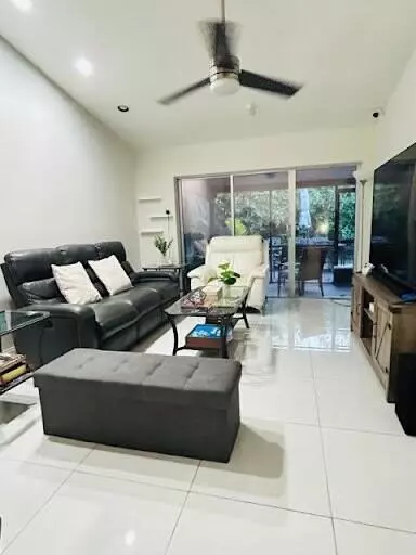 Margate, FL 33063,7624 S Pinewalk DR 147