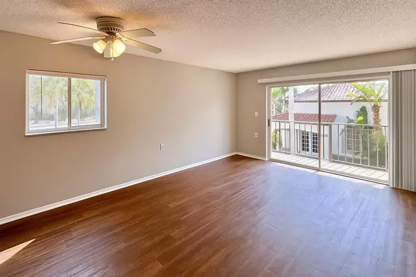 West Palm Beach, FL 33411,1089 N Benoist Farms RD 201