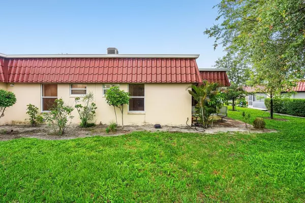 Lake Worth, FL 33467,289 Cape Cod CIR