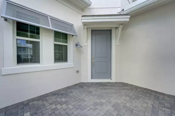 Palm Beach Gardens, FL 33412,9346 Crestview CIR
