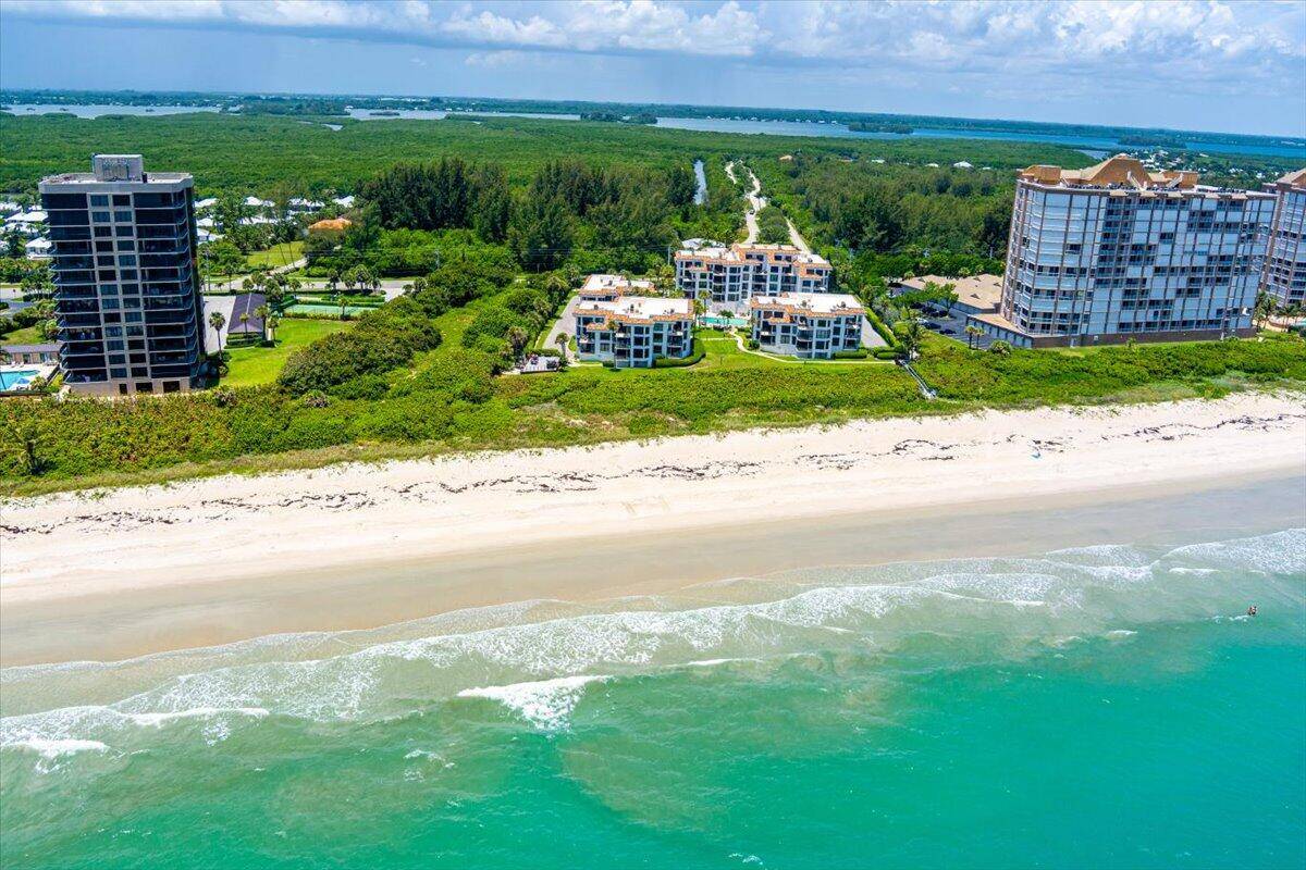 Fort Pierce, FL 34949,4100 N Highway A1a 323