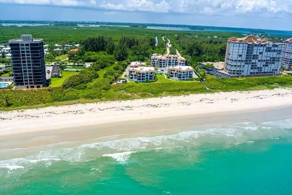 Fort Pierce, FL 34949,4100 N Highway A1a 323