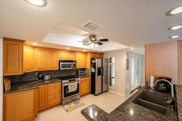 Fort Pierce, FL 34949,4100 N Highway A1a 323