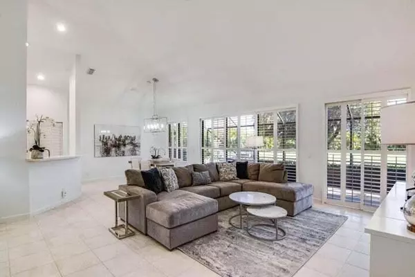 Wellington, FL 33414,2156 Wightman DR