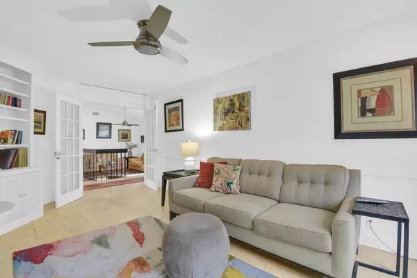 Boca Raton, FL 33434,9756 Majorca PL