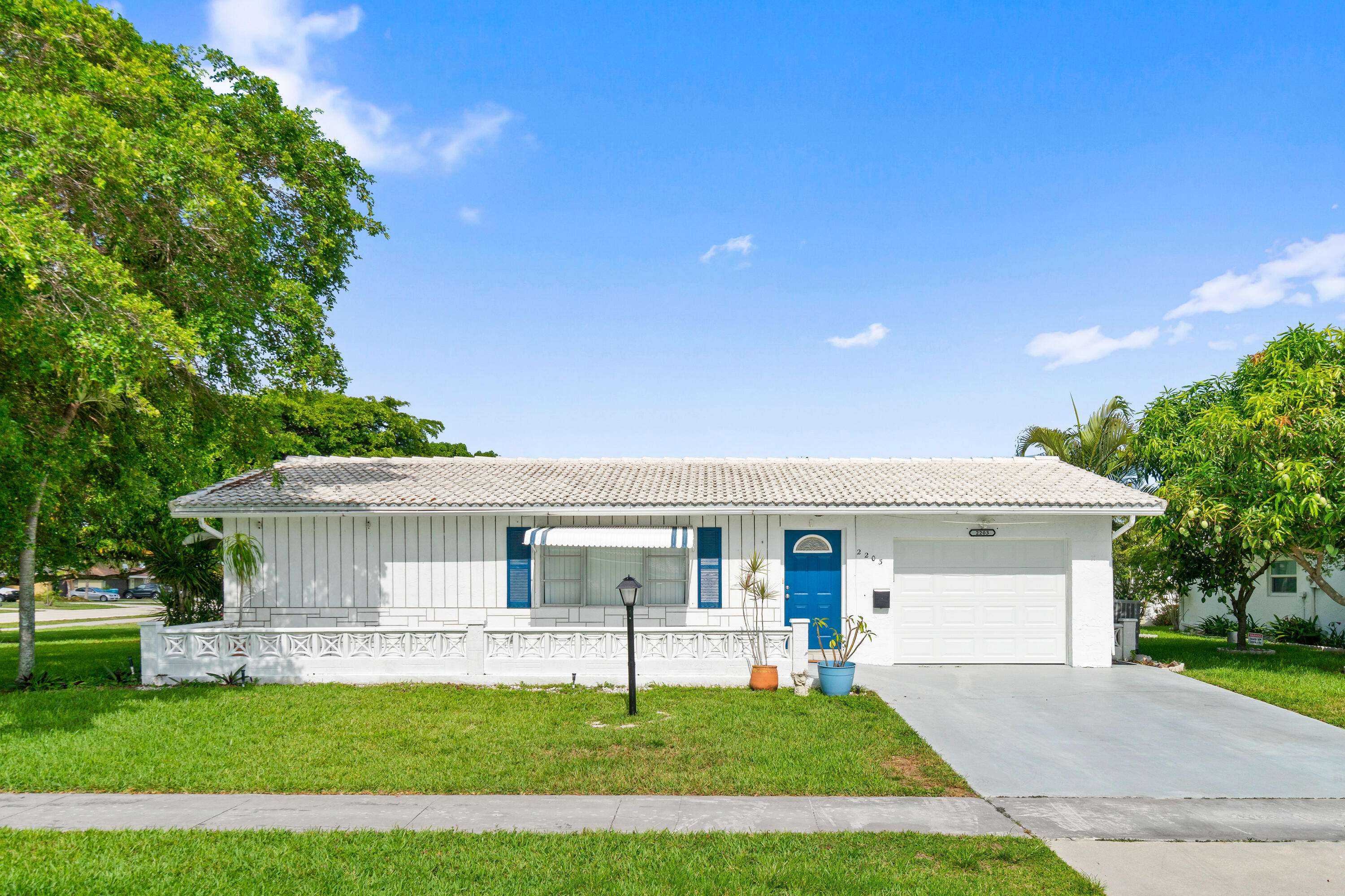 2203 Campanelli BLVD, Boynton Beach, FL 33426