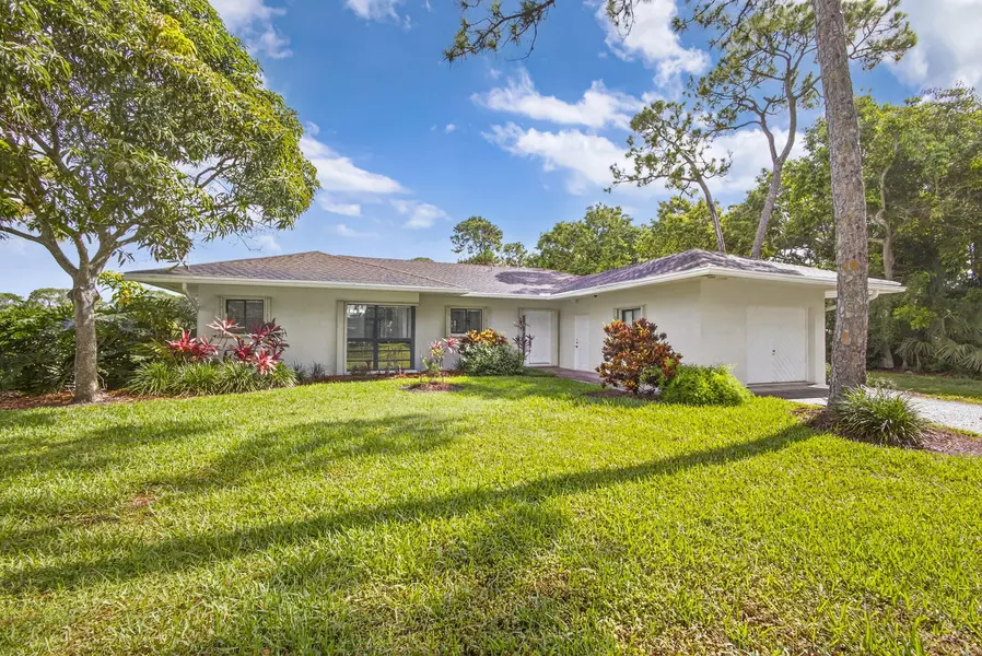 4161 Grove Park LN, Boynton Beach, FL 33436